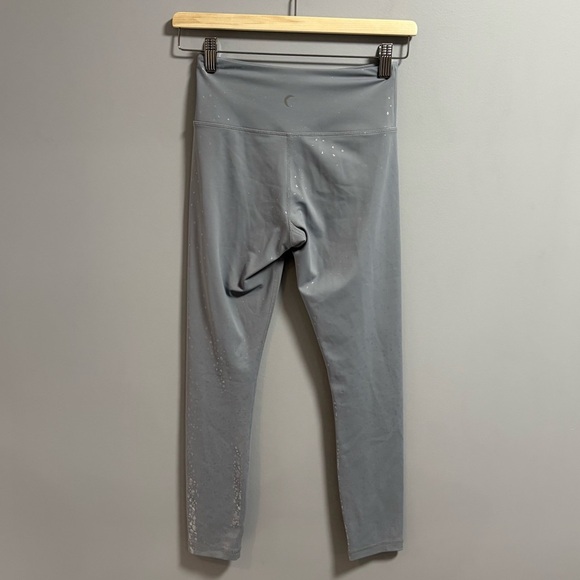 Zyia Leggings - Picture 2 of 5